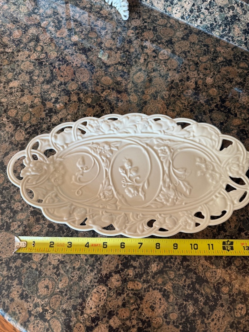 Lenox White Oval Ceramic Platter with Scalloped Edge - Picture 3 of 4